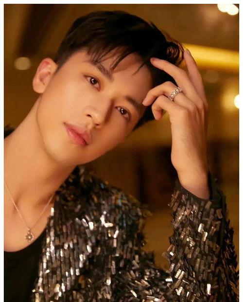 娱乐圈吃瓜爆料皇权富贵,皇权富贵背后的惊人真相